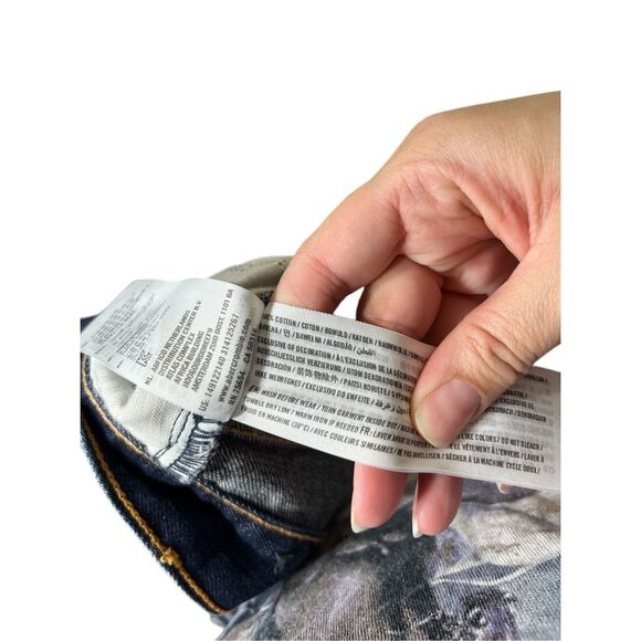 Abercrombie & Fitch Distressed Jeans Shorts Size 8 - Picture 6 of 6